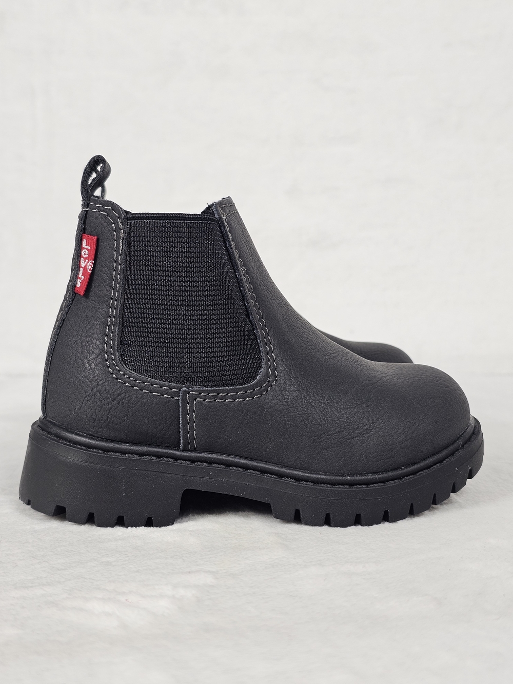 Levis Buckley WX Toddler Kids 5 Chelsea Boots Black Pull On Faux Leather NWOT